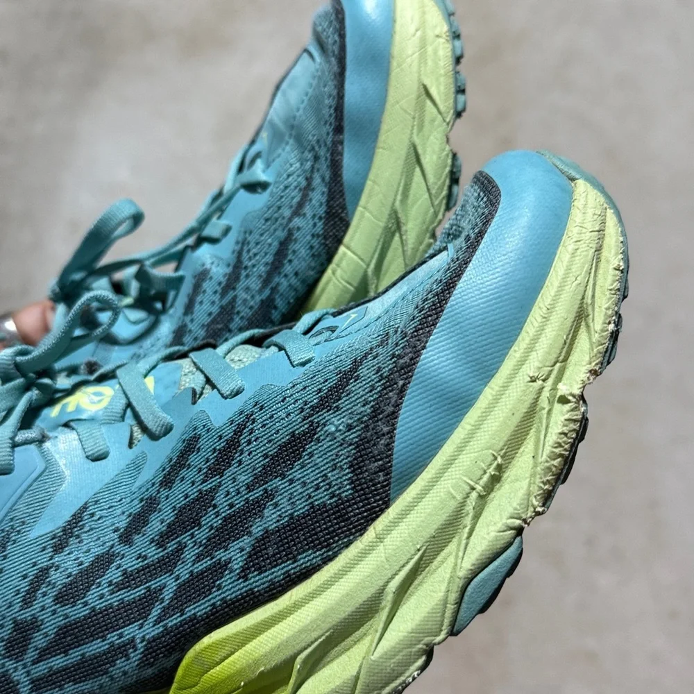 Hoka Speedgoat 5 w/ Vibram Running Shoe Women’s Size 10B Workout Trail Hiking